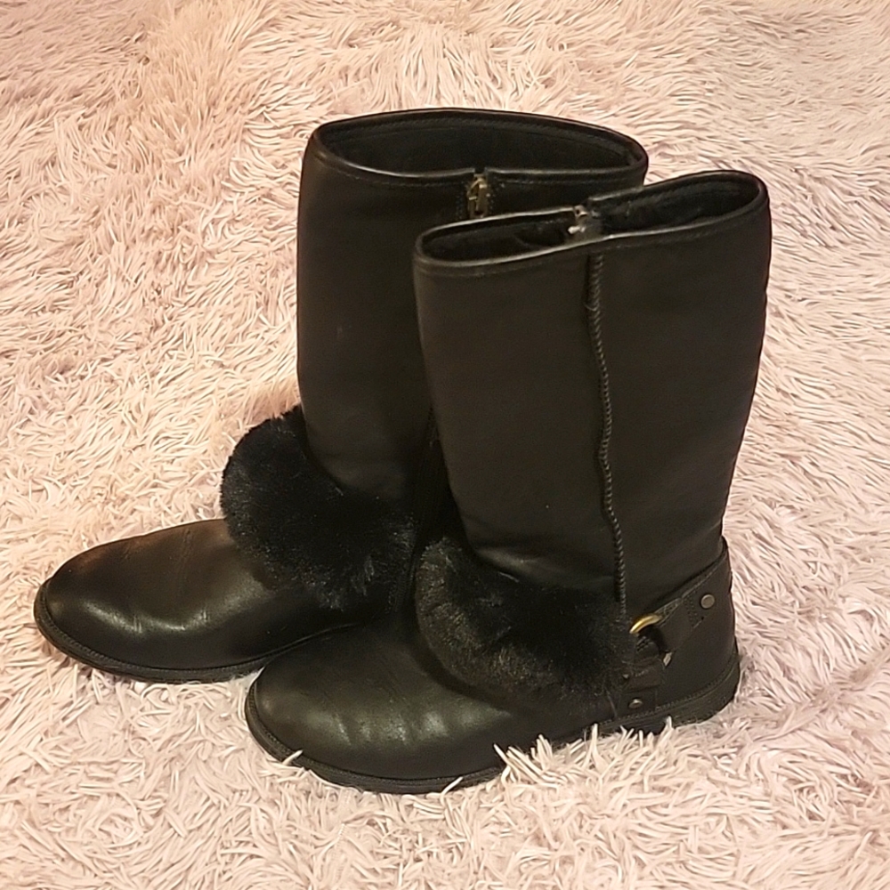 Girls Ugg Black leather Boots